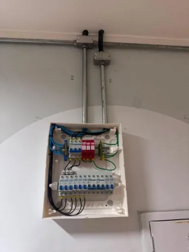 Eletricista residencial e comercial