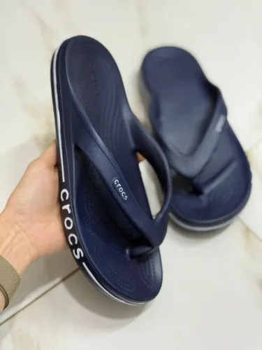 Chinelo Crocs Masculino Azul, Preto,Cinza, Branco,Rosa- Confortável, Leve e Resistente