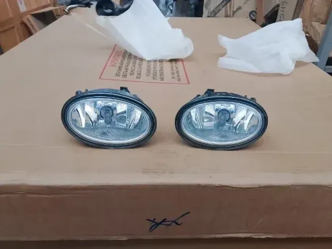 Par Faróis de Neblina com Máscara Honda HR-V