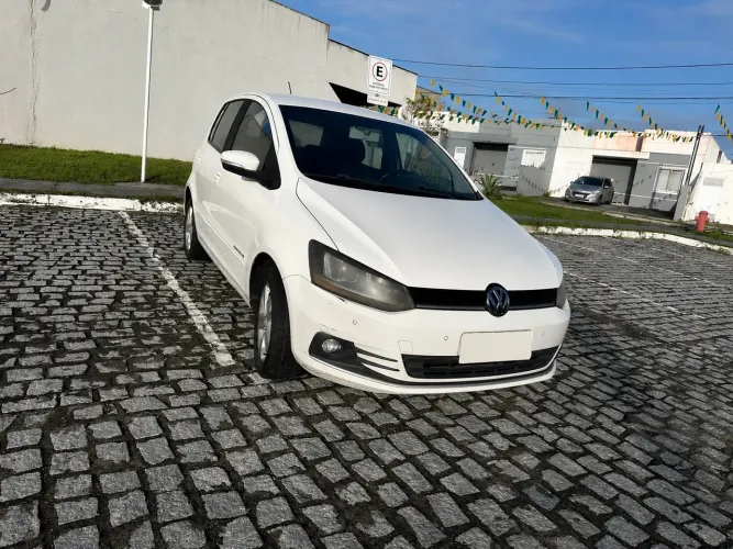 Volkswagen Fox Comfortline 1.0 Flex 12V 5P 2017