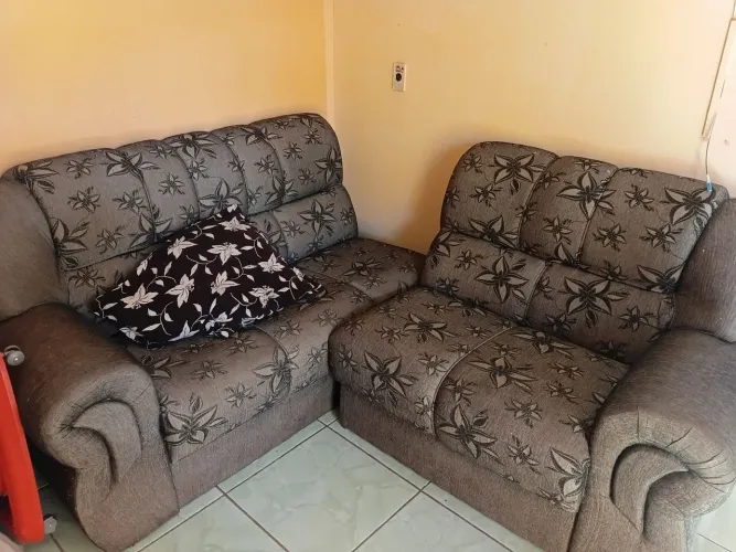 Vende-se móveis e eletrodomésticos