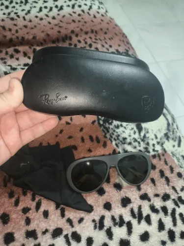 Óculos RayBan original, edição limitada Ferrari