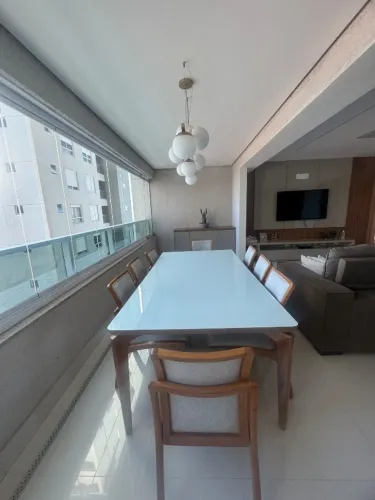 Mesa 8 lugares