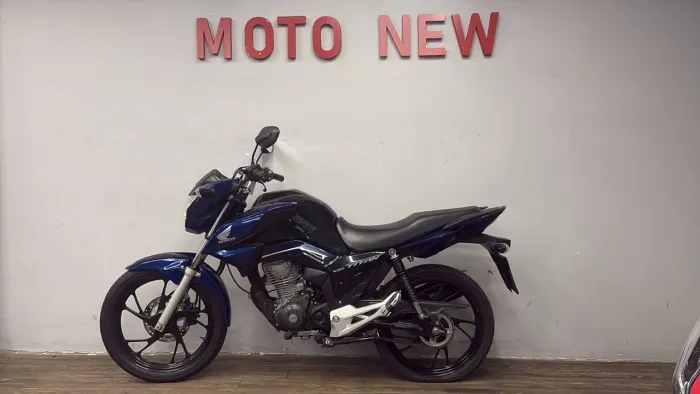 Honda cg Titan 2024 azul km 18.179