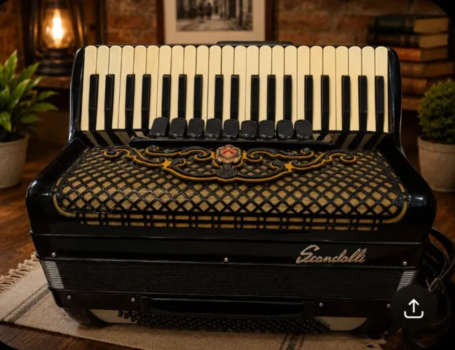 Acordeon sanfona scandalli polifônica 4/5 de voz