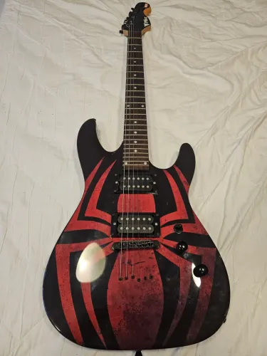 Guitarra PHX edição especial Homem Aranha