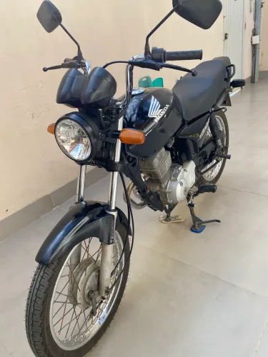 Vendo Titan 150/2006