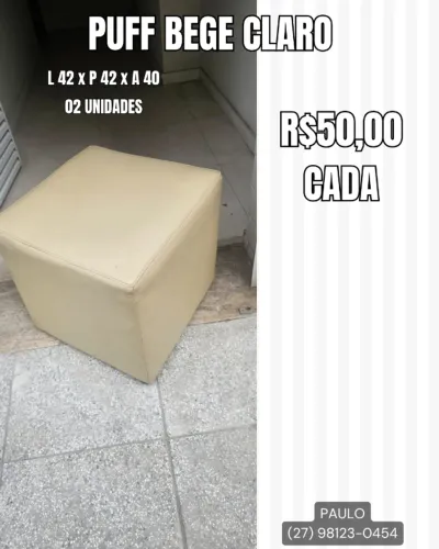 Puff Bege Claro Semi novo