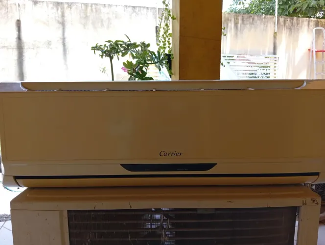 Vendo ar condicionado Carrier 9mil BTUs convencional 