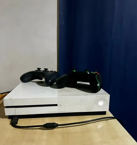 Vendo ou Troco Xbox One S Em Note Pc ou Tablet