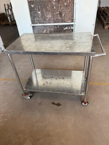 Mesa Inox com Rodízios 60cm x 100cm