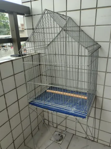 Gaiola para periquitos ou calopisitas