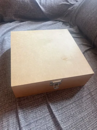 Caixa de Madeira com trava