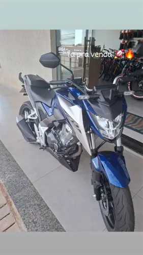 CB300 Super Nova 
