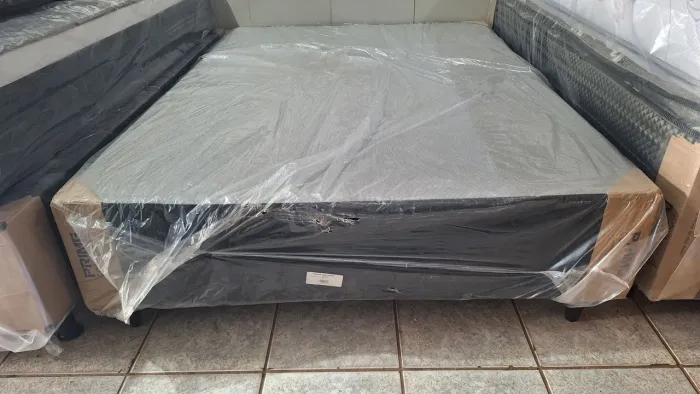 Base 1.88x1.38 cm casal