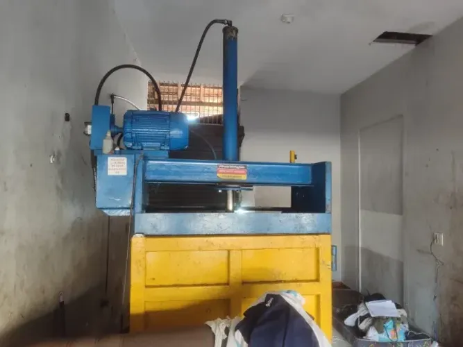 Prensa hidráulica enfardadeira reciclagem