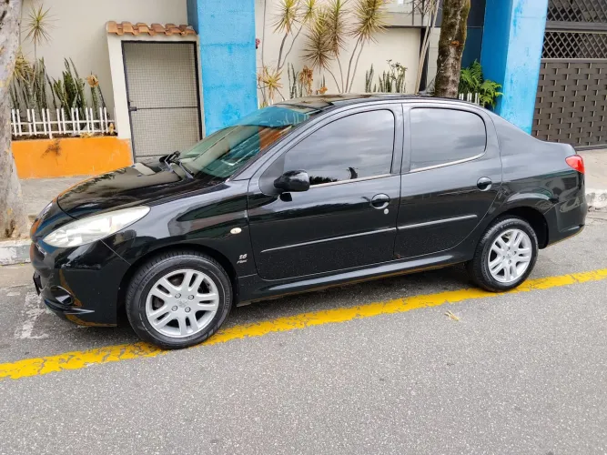 Peugeot 207 Sedan Passion XS 1.6 Flex 16V 4P 2009