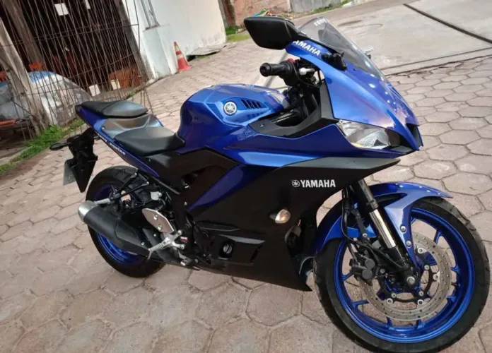 Yamaha R3