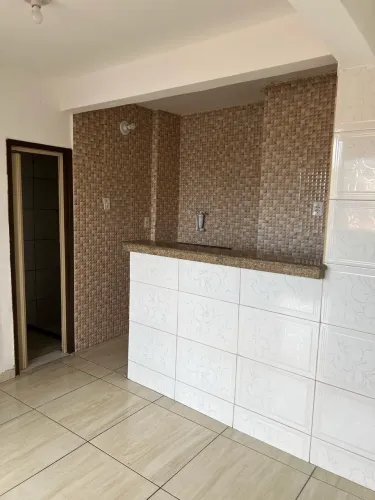 Vende-se uma casa