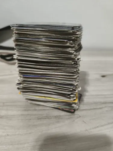 Lote Com 369 Cards Variados - Naruto, Pokémon, Free Fire E Fifa