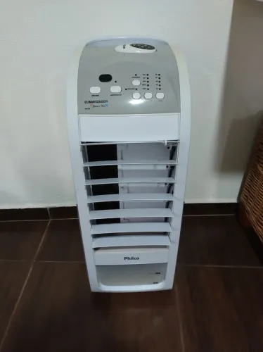 Climatizador de ar Philco 220v.