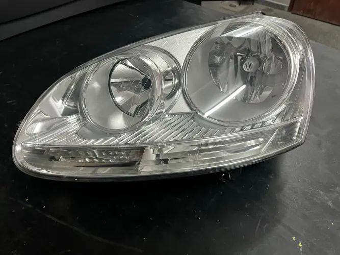 Farol Dianteiro Esquerdo Jetta 2.5 2008 original 