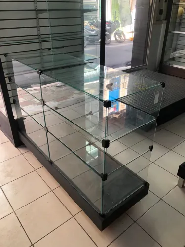 Balcão de Vidro Loja c/apoio