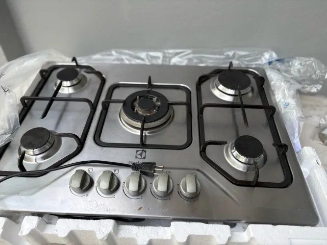 Cooktop inox 5 bocas Electrolux gt75x