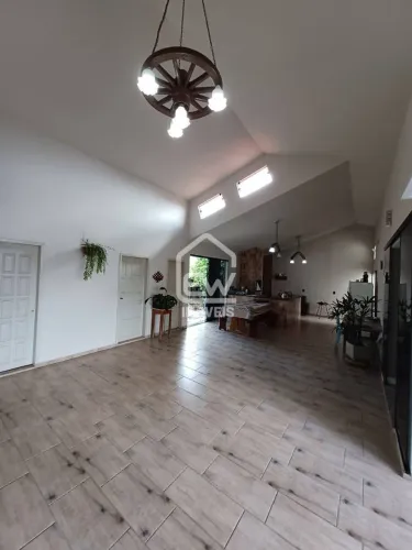 Casa com 192m² em Schroeder, SC