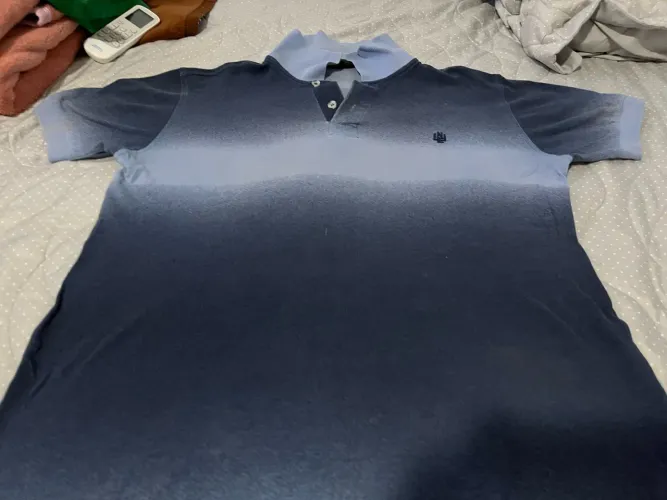 Camisa Polo Masculina Degradê Azul-Marinho a Azul-Claro - Estilosa e Confortável