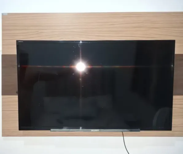 Televisor 40 polegadas Sony Bravia (COM DEFEITO)