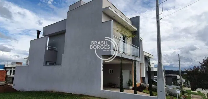 Casa Condomínio Terras de São Francisco 3 dormitórios 2 vagas próximo a Castelo Branco