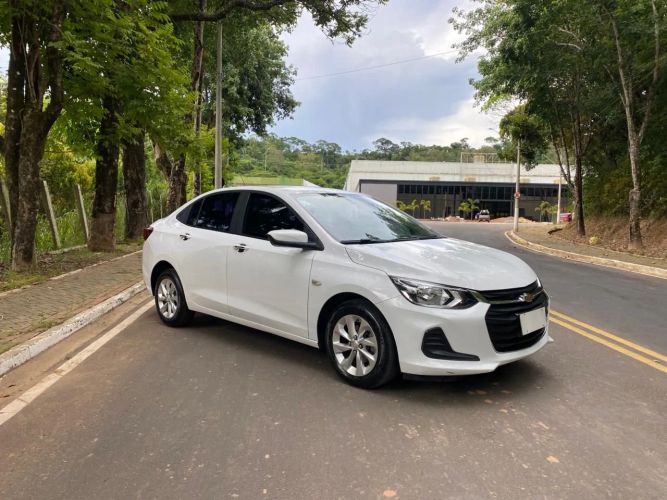 Imagem de Chevrolet Onix Plus LT 1.0 12V Flex Mec. 4P 2023