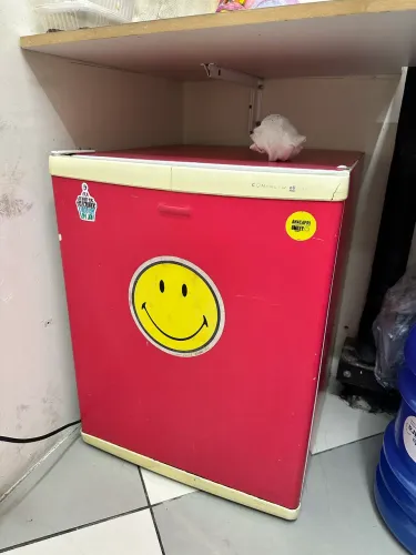 Frigobar Cônsul 80 L 220v.