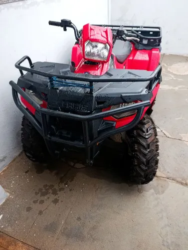 Quadriciclo polariz sportman 570