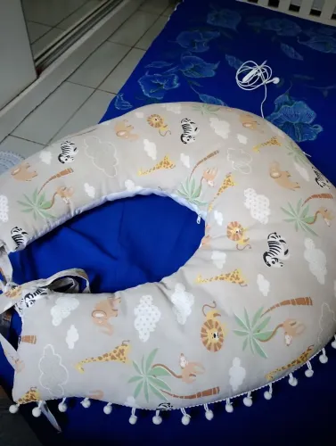 Kit bolsa maternidade novinho e duas almofadas amamentação 