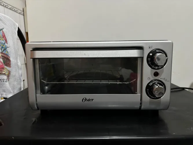 Forno Elétrico Oster Seminovo - 10L