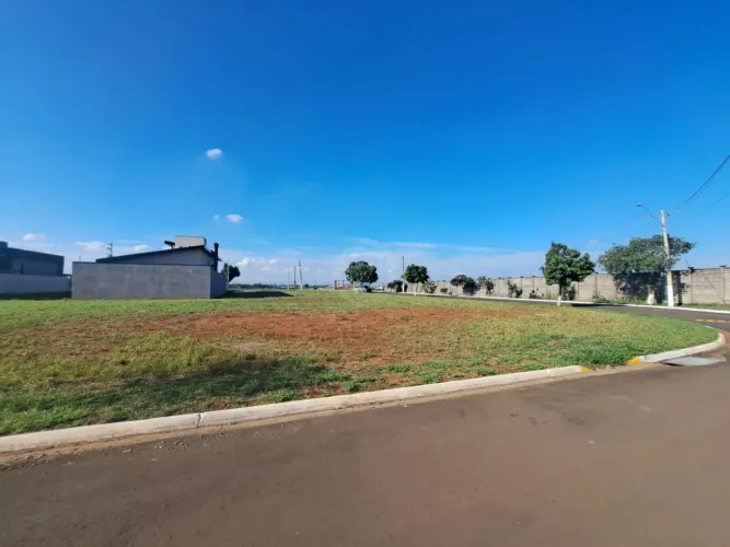 Terreno no condominio Novo Campestre a venda no bairro Campestre em Piracicaba