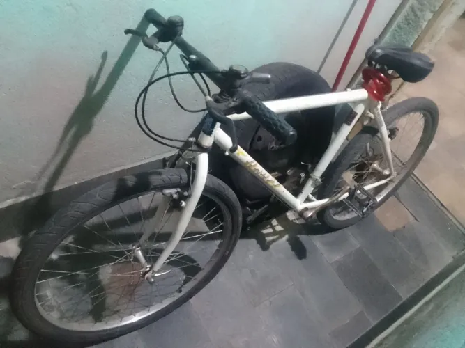 Bicicleta aro 26mais bolsão