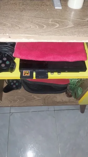 Ps2 concervado em perfeita condições munto bom 