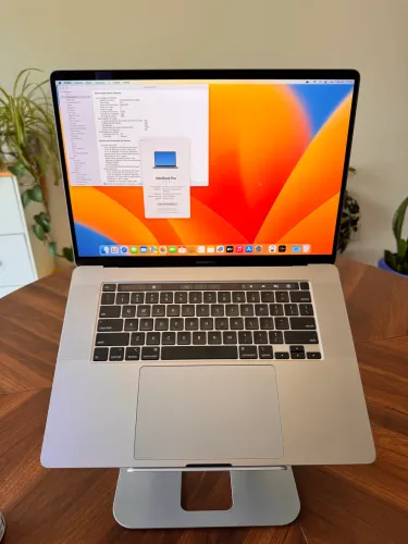 MacBook Pro 16 polegadas Core i7 32GB 512ssd - ótimo estado 