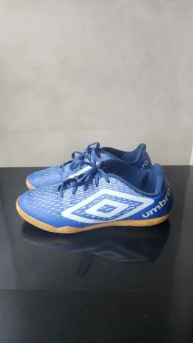 Chuteira de Futsal Umbro n°34