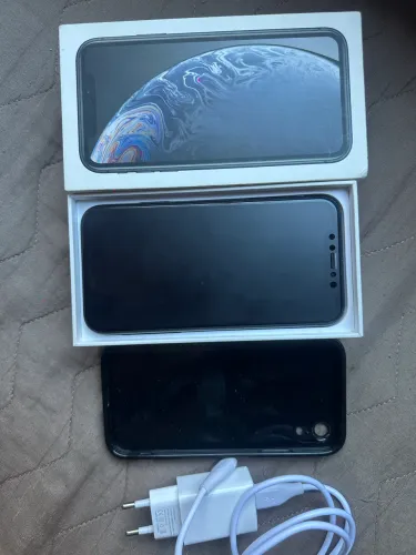 iPhone XR 