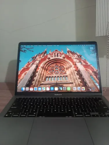 MacBook Air M1