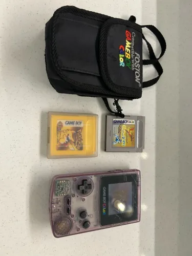 Nintendo Game Boy Color + Jogos e Case