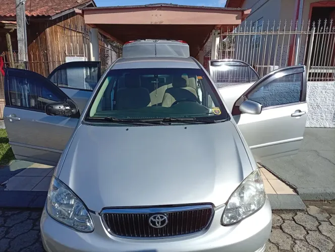 Toyota Corolla XLI 1.6 16V 110cv Mec. 2003