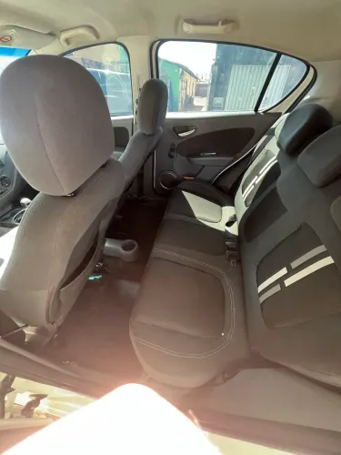 Fiat Palio Essence 1.6 Flex 16V 5P 2013