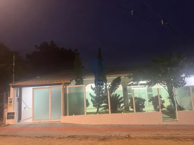 Casa com 3 dormitórios na Trindade