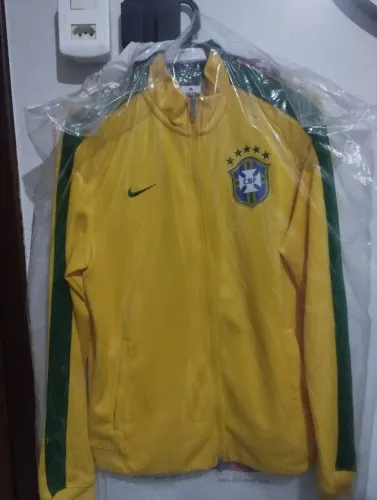 Vendo Jaqueta Seleção Brasileira Copa 2014 semi nova