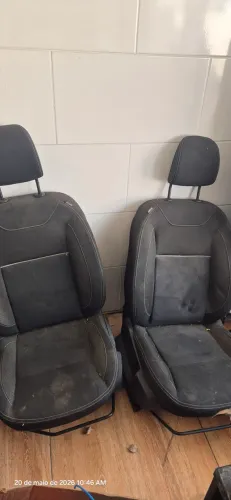 Vendo banco e volante logan 2023